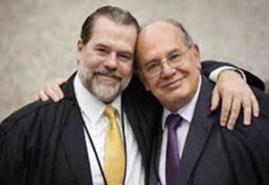 BolsoMaster: O risível “contragópi” do Bozo - Gente de Opinião