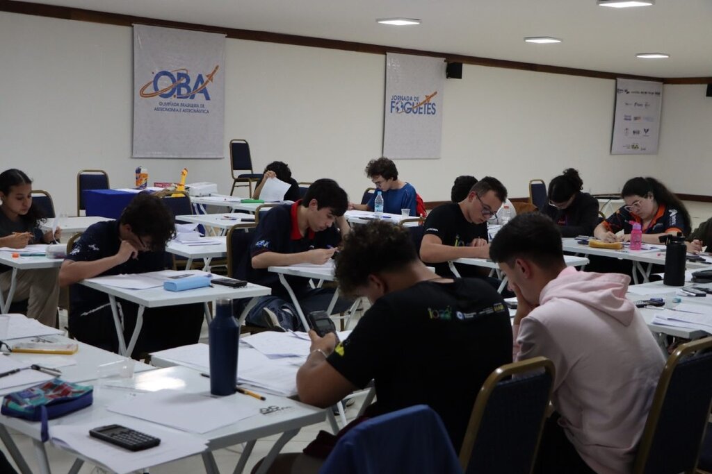 150 estudantes disputam vaga para as olimpíadas internacionais de astronomia e astrofísica - Gente de Opinião