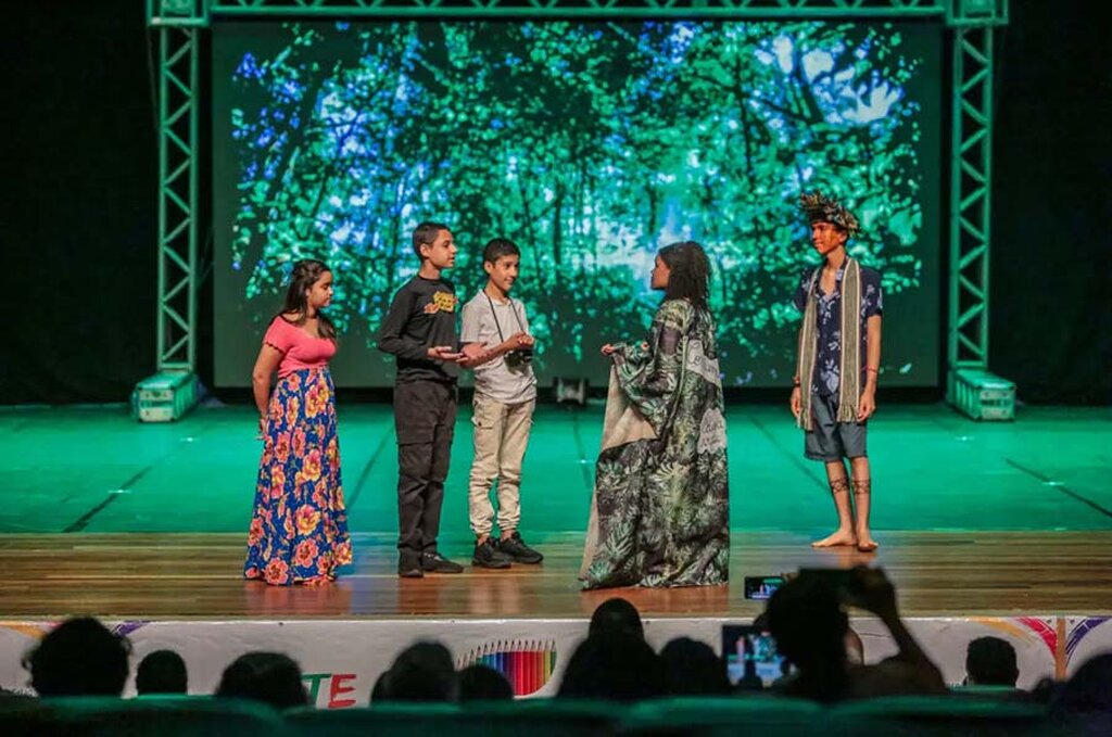 Fera Segmentos contempla múltiplas linguagens artísticas, incluindo teatro, dança, música, artes visuais, fotografia e audiovisual. - Gente de Opinião