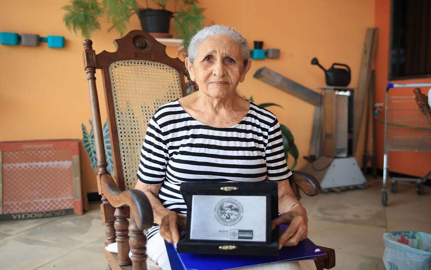 Força feminina ajuda a preservar a memória da EFMM