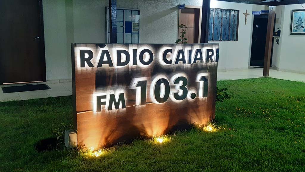 A no a sede da Rádio Caiari, agora também em FM - Gente de Opinião