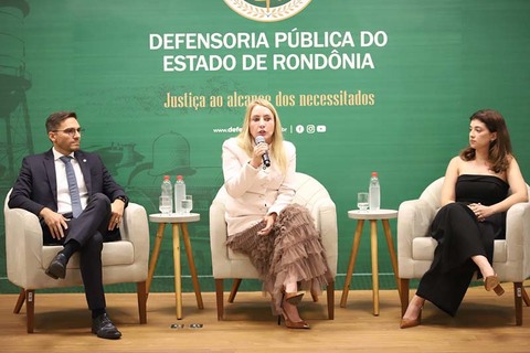 Ieda Chaves defende mais mulheres nos espaços de poder em encontro na DPE-RO