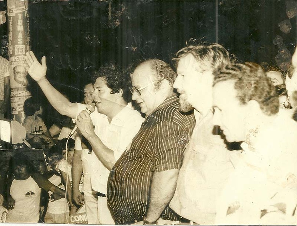 Jerônimo, em comício no interior de Rondônia. Ele foi eleito o primeiro governador civil depois de 44 anos da vida territorial - Gente de Opinião