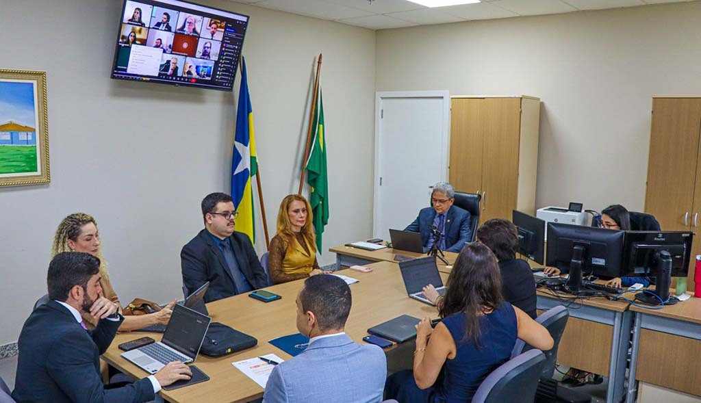 Ministério Público e Instituto Escudo Coletivo trazem nova pesquisa sobre cancelamentos de voos e valores de passagens aéreas em audiência judicial, e pedem providências - Gente de Opinião