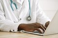 Atualização em clínica médica em 2026: como estudar com evidências
