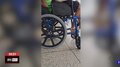 Menino com Microcefalia ganha cadeira de rodas; Hospital Santa Marcelina doa equipamento