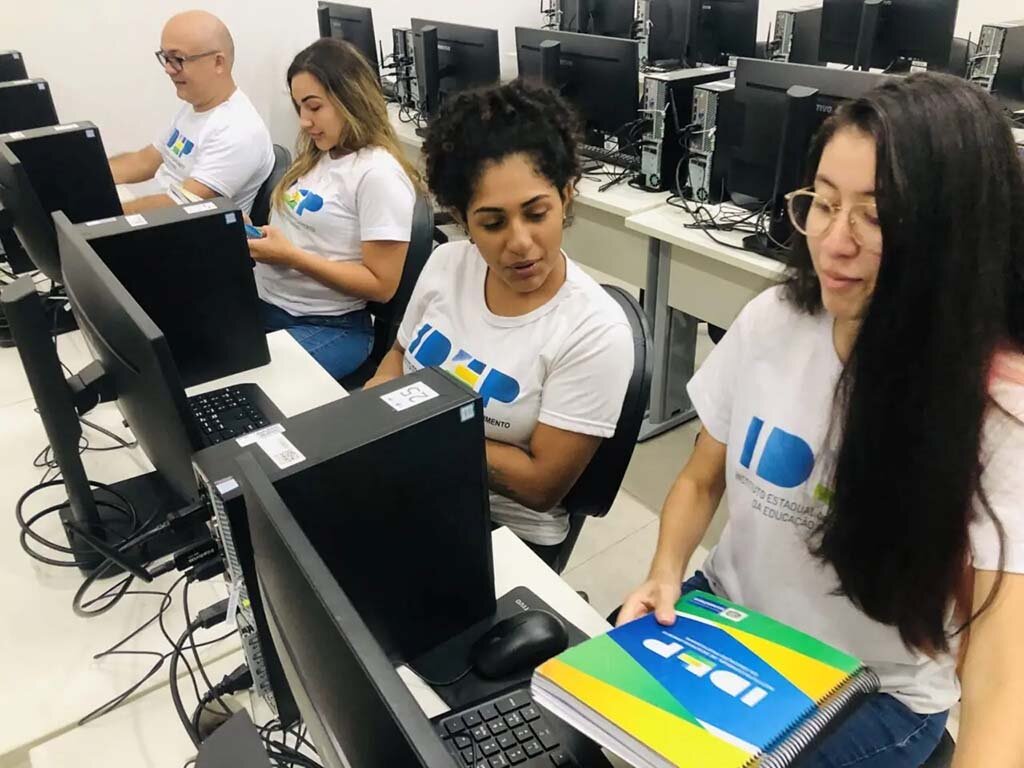 Avanço tecnológico amplia as oportunidades para quem busca construir uma carreira de sucesso na sociedade moderna - Gente de Opinião