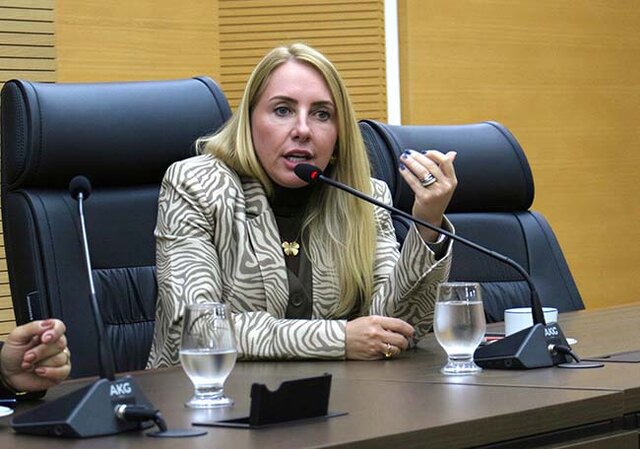 Deputada Ieda Chaves propõe internet por fibra óptica em escolas estaduais de Rondônia - Gente de Opinião
