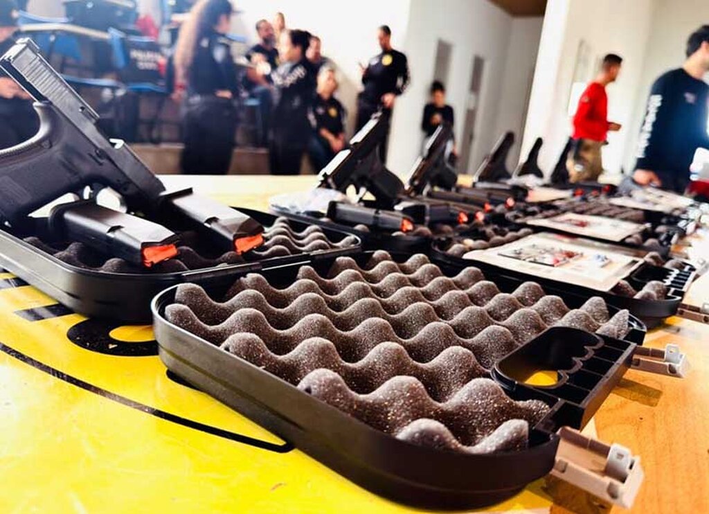 Mais de 600 armas foram entregues para atender as delegacias do estado (Foto: Bruno Camurça | Assessoria Parlamentar) - Gente de Opinião