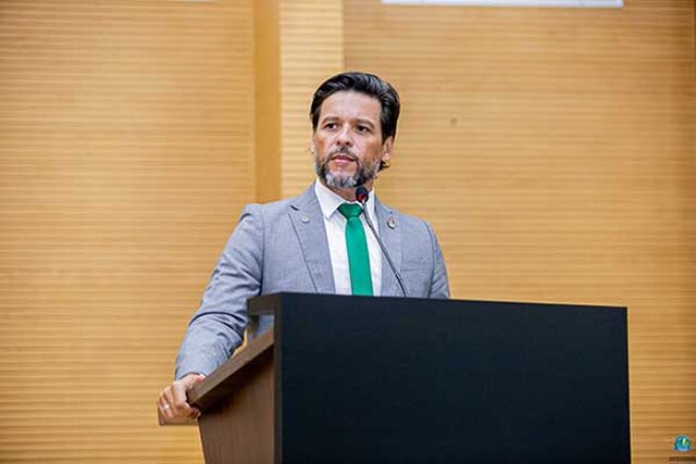 Na justificativa do projeto, o deputado afirma que a iniciativa busca ampliar a conscientização sobre a carga tributária brasileira (Foto: Thyago Lorentz I Secom ALE/RO) - Gente de Opinião