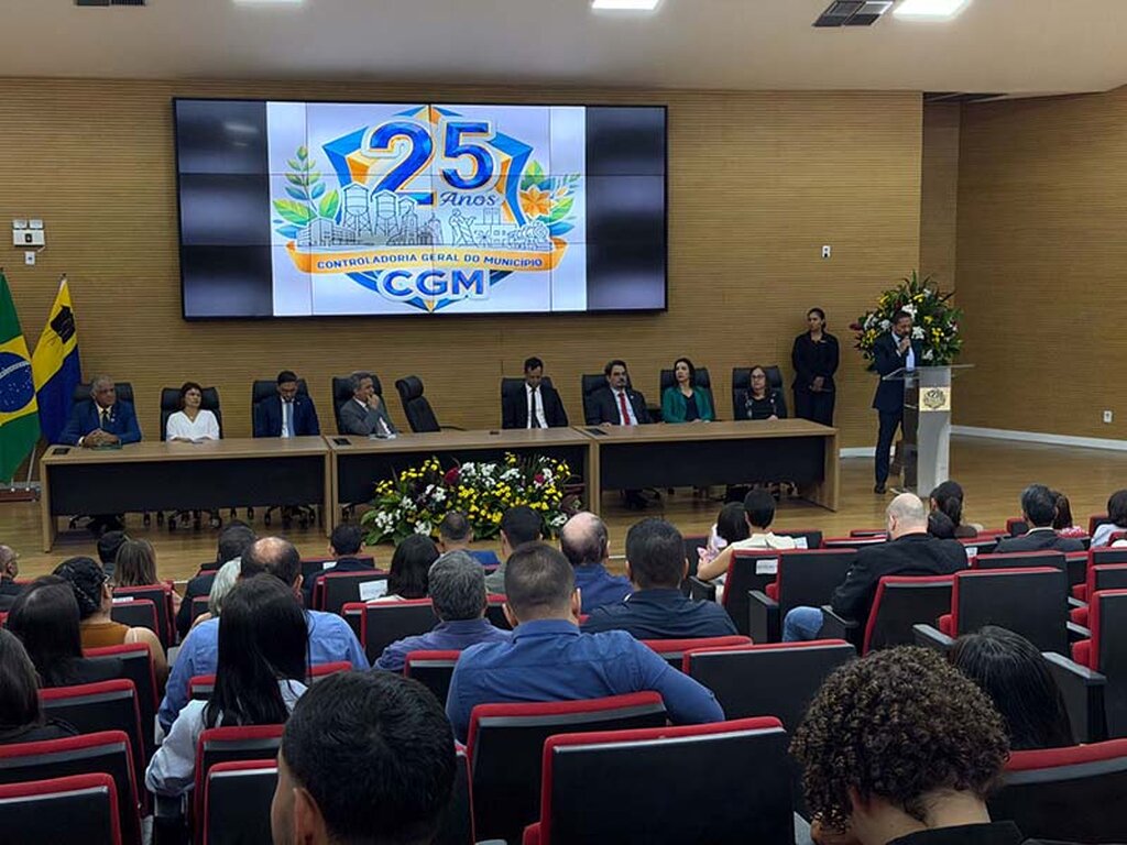 Entre histórias e homenagens, CGM celebra 25 anos de dedicação ao serviço público em Porto Velho  - Gente de Opinião