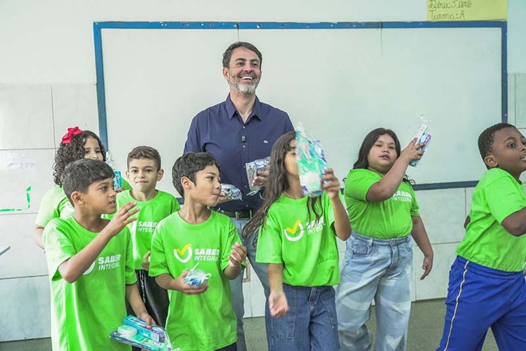 Sorriso no rosto e kit na mão: a nova rotina dos alunos do ensino integral - Gente de Opinião