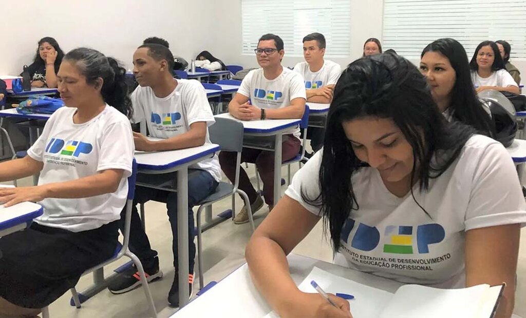 Variedade de cursos amplia as chances de o estudante seguir uma carreira em diferentes segmentos, conforme a sua vocação profissional - Gente de Opinião