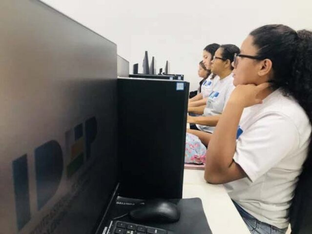 Área de informática é uma das mais concorridas na atualidade - Gente de Opinião