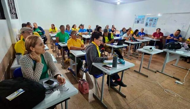 MPRO Ensinando a Salvar - Quase 10 mil profissionais da educação em todo o estado são instruídos a realizar primeiros socorros - Gente de Opinião