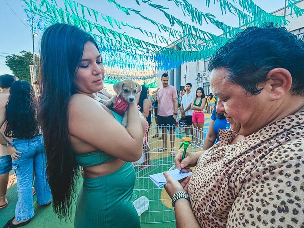 Em menos de uma hora, 51 pets são adotados em feira da Prefeitura de Porto Velho - Gente de Opinião