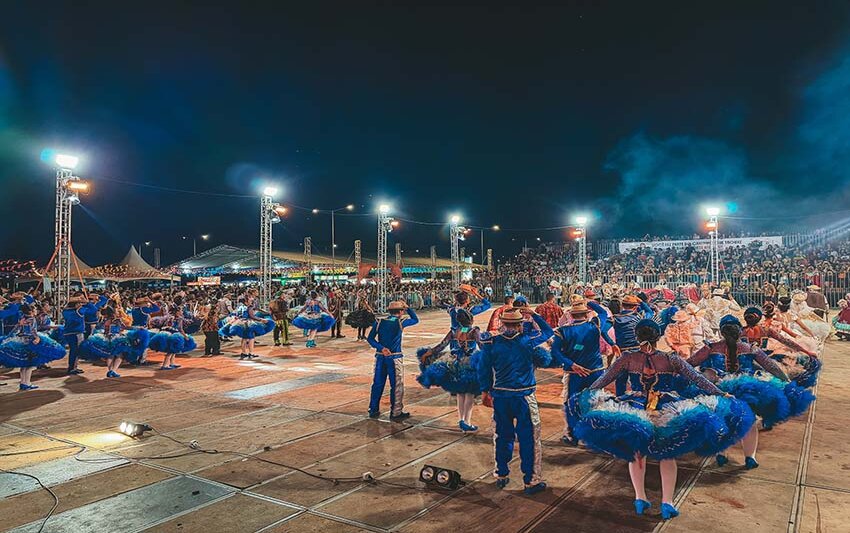 Quadrilhas encantam público com apresentações no sábado em Porto Velho